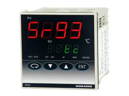 Mikroprocesorowy regulator PID SR 93