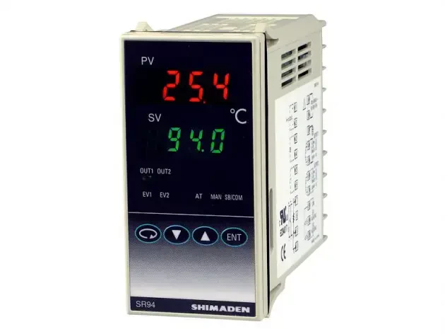 Mikroprocesorowy regulator PID SR 94