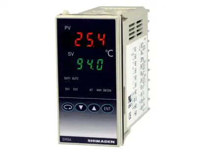 Mikroprocesorowy regulator PID SR 94