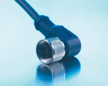 Wtyczka kątowa z kablem