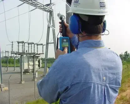 Poszukiwanie wyładowań koronowych