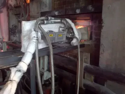 Kamery termowizyjne serii LAND NIR Borescope: NIR-B-640 / NIR-B-656 /  NIR-B-2K z wziernikiem do pieców przemysłowych