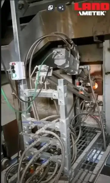 Instalacja na piecu szklarskim -kamera NIR B 2K Glass Instalacja na piecu szklarskim -kamera NIR B 2K Glass