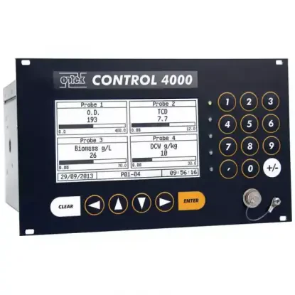 Konwerter C4000 z wyświetlonymi wynikami z czterech czujników Konwerter C4000 z wyświetlonymi wynikami z czterech czujników